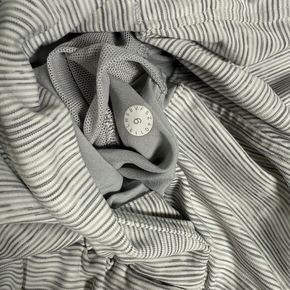 LULULEMON On The Fly Pants Luxtreme Battleship Gray Full Length 27” Womens Sz 6 - Picture 5 of 8